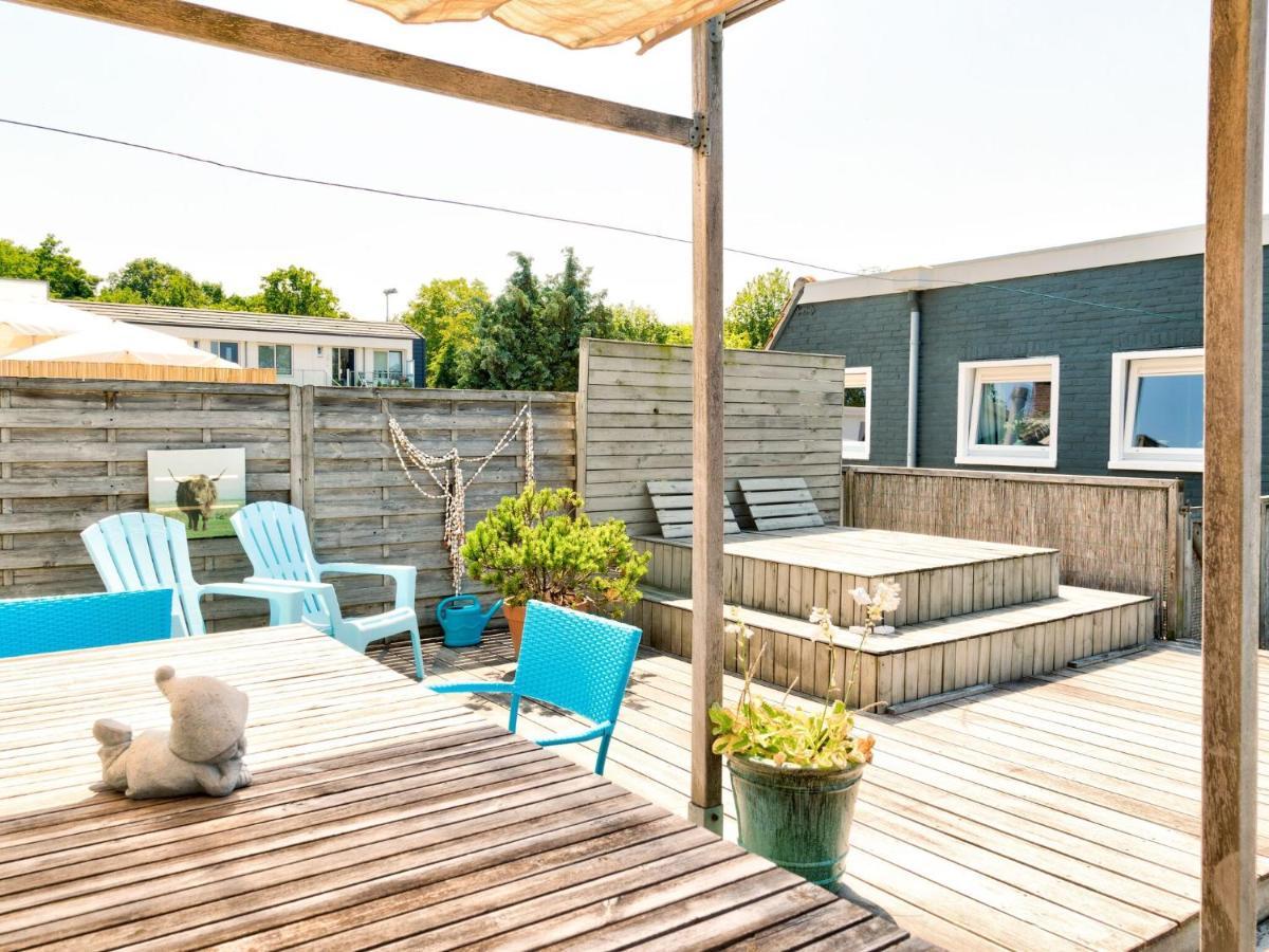 Modern Apartment In Schoorl Near The Beach Eksteriør billede